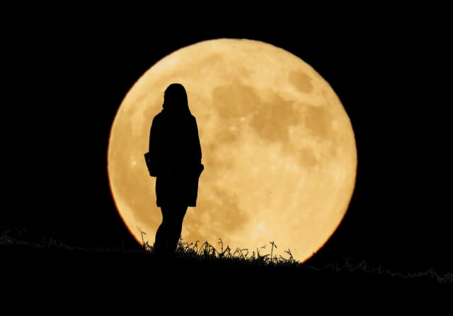 採用担当は眠らない。